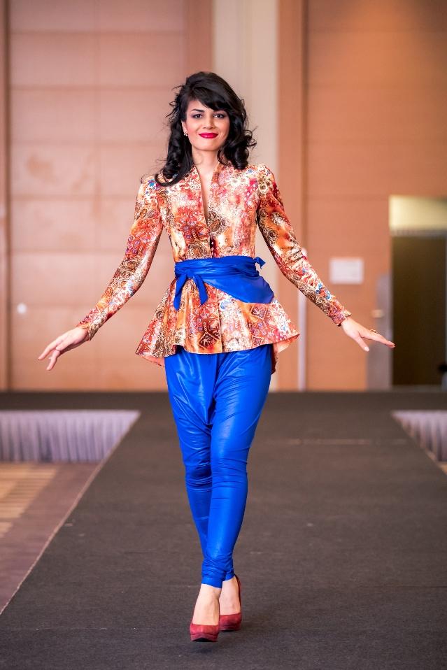 В Австрии представлена национальная коллекция Гюльнары Халиловой, посвященная Исламиаде (ФОТО)