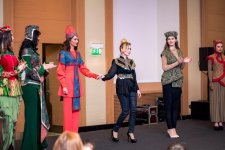 В Австрии представлена национальная коллекция Гюльнары Халиловой, посвященная Исламиаде (ФОТО)