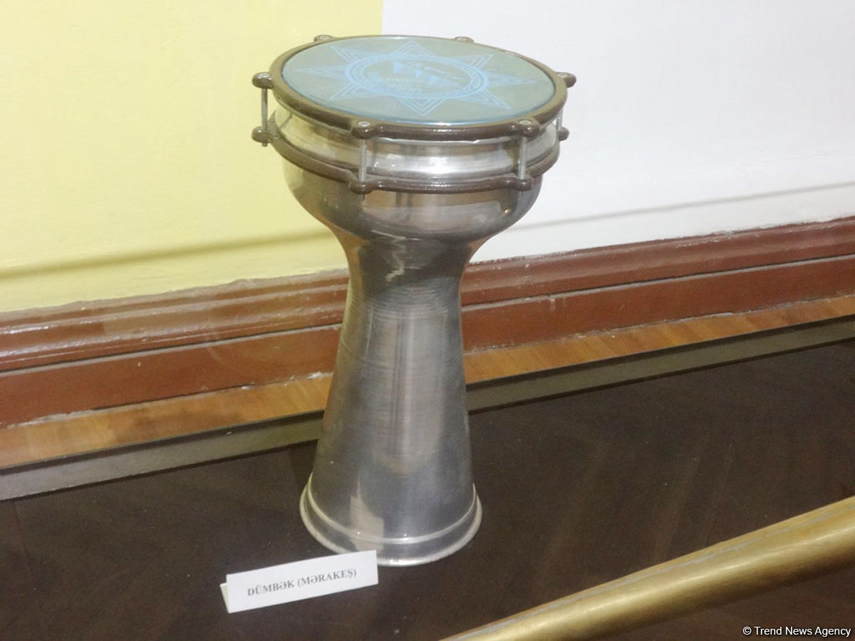 Музыкальные инструменты исламского мира представлены в Баку (ФОТО)