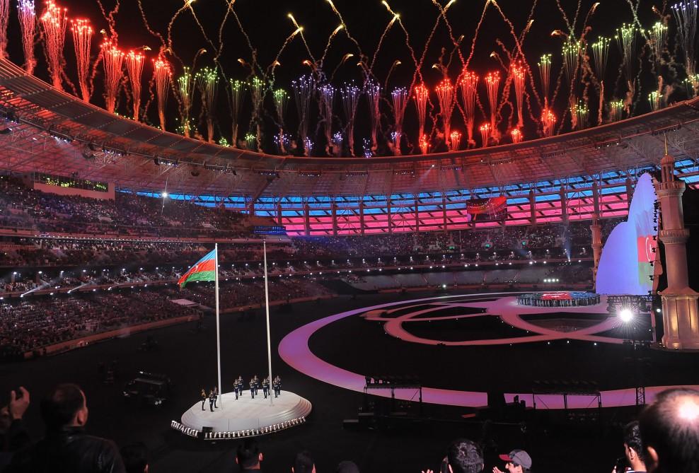 Феерическое открытие  Исламиады  в Баку, или Волшебное путешествие Мины с воздушным змеем (ФОТО)