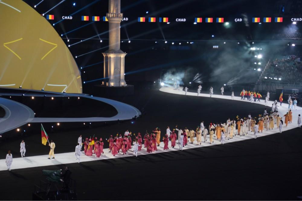 Феерическое открытие  Исламиады  в Баку, или Волшебное путешествие Мины с воздушным змеем (ФОТО)