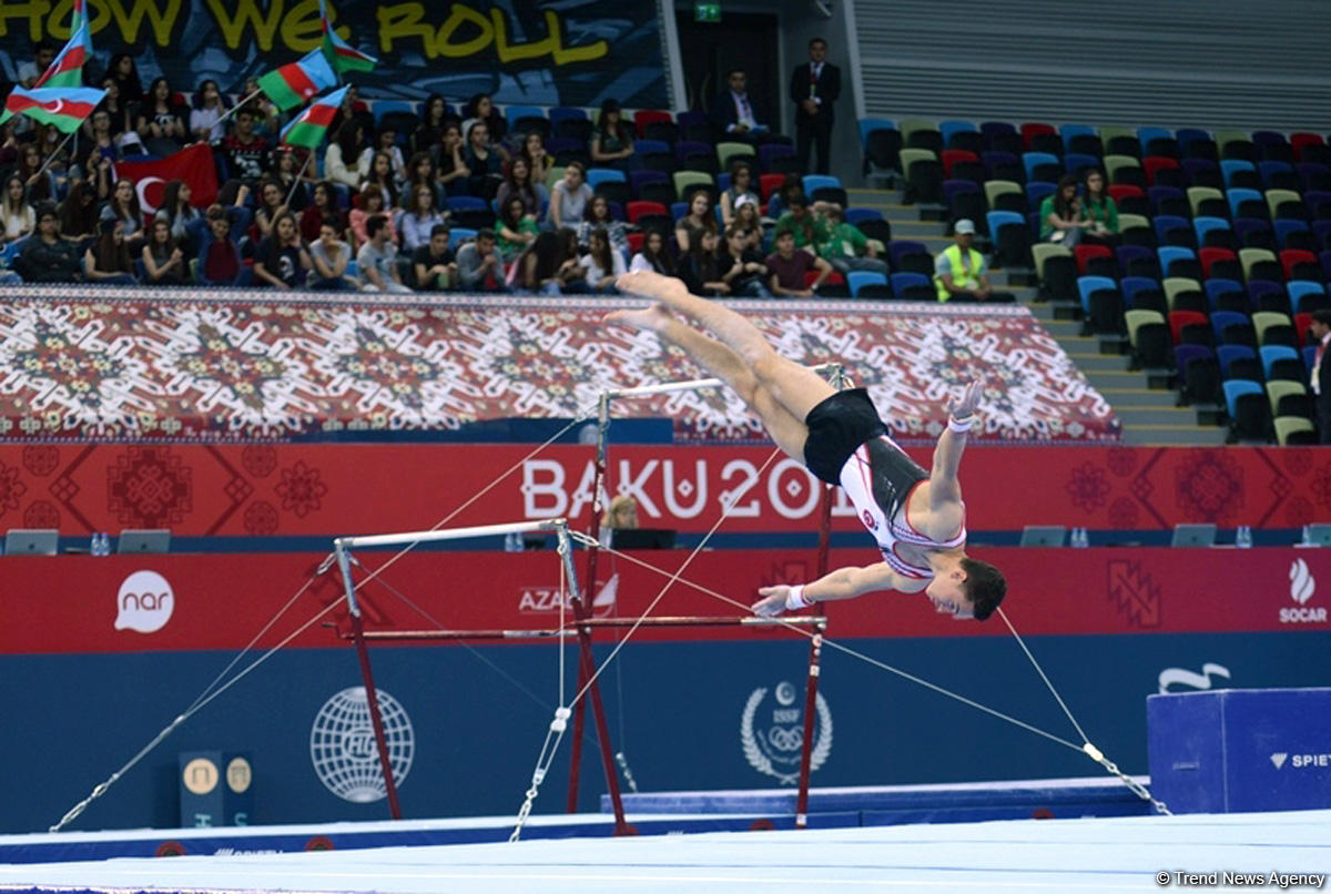 В рамках IV Игр исламской солидарности в Баку проходят соревнования по спортивной гимнастике (ФОТОСЕССИЯ)