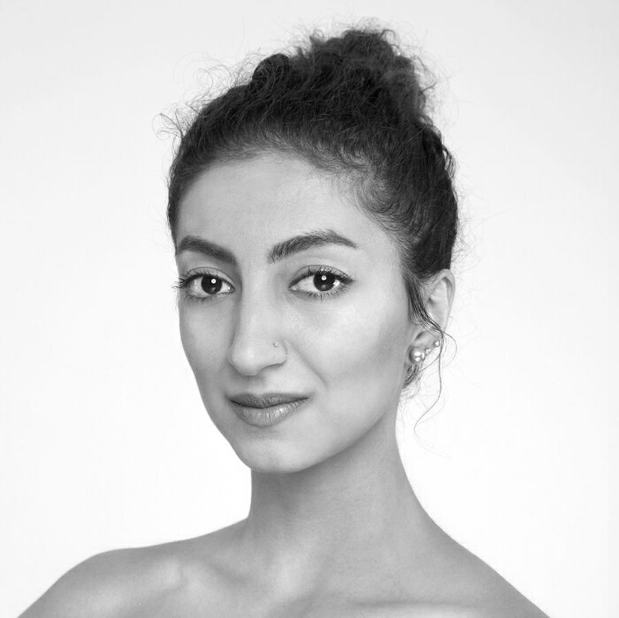 Чинара Ализаде рассказала о жизни в Польше и об отдыхе в Баку (ФОТО)