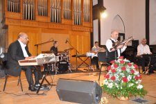 Магия тара в органном зале в Баку (ФОТО)