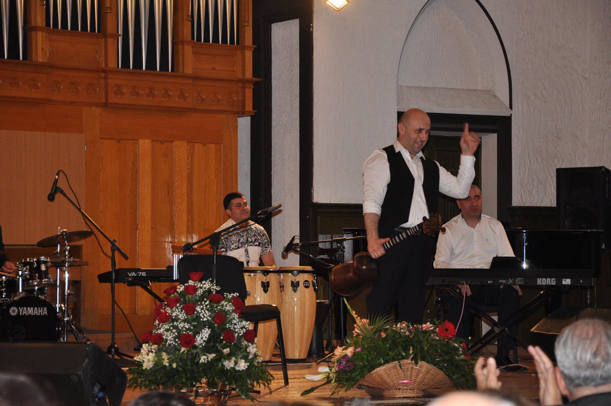 Магия тара в органном зале в Баку (ФОТО)