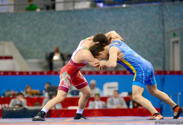 Азербайджанские борцы-вольники разгромили армянских соперников на чемпионате Европы