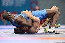 В рамках IV Игр исламской солидарности проходят соревнования  по вольной борьбе  (ФОТОРЕПОРТАЖ)