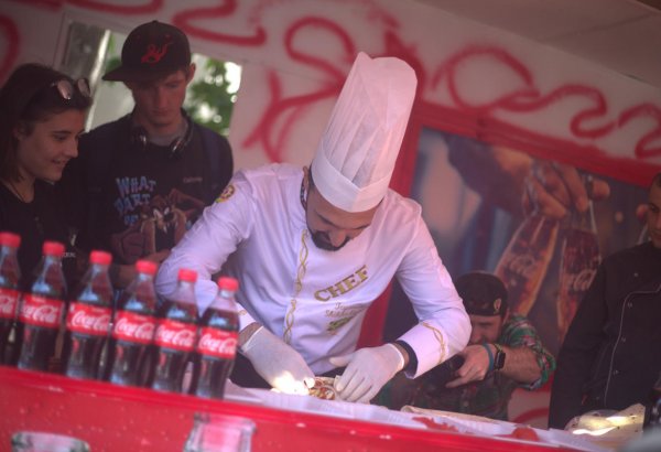 В Баку создан кулинарный оазис – первый Фестиваль еды на открытом воздухе (ФОТО)