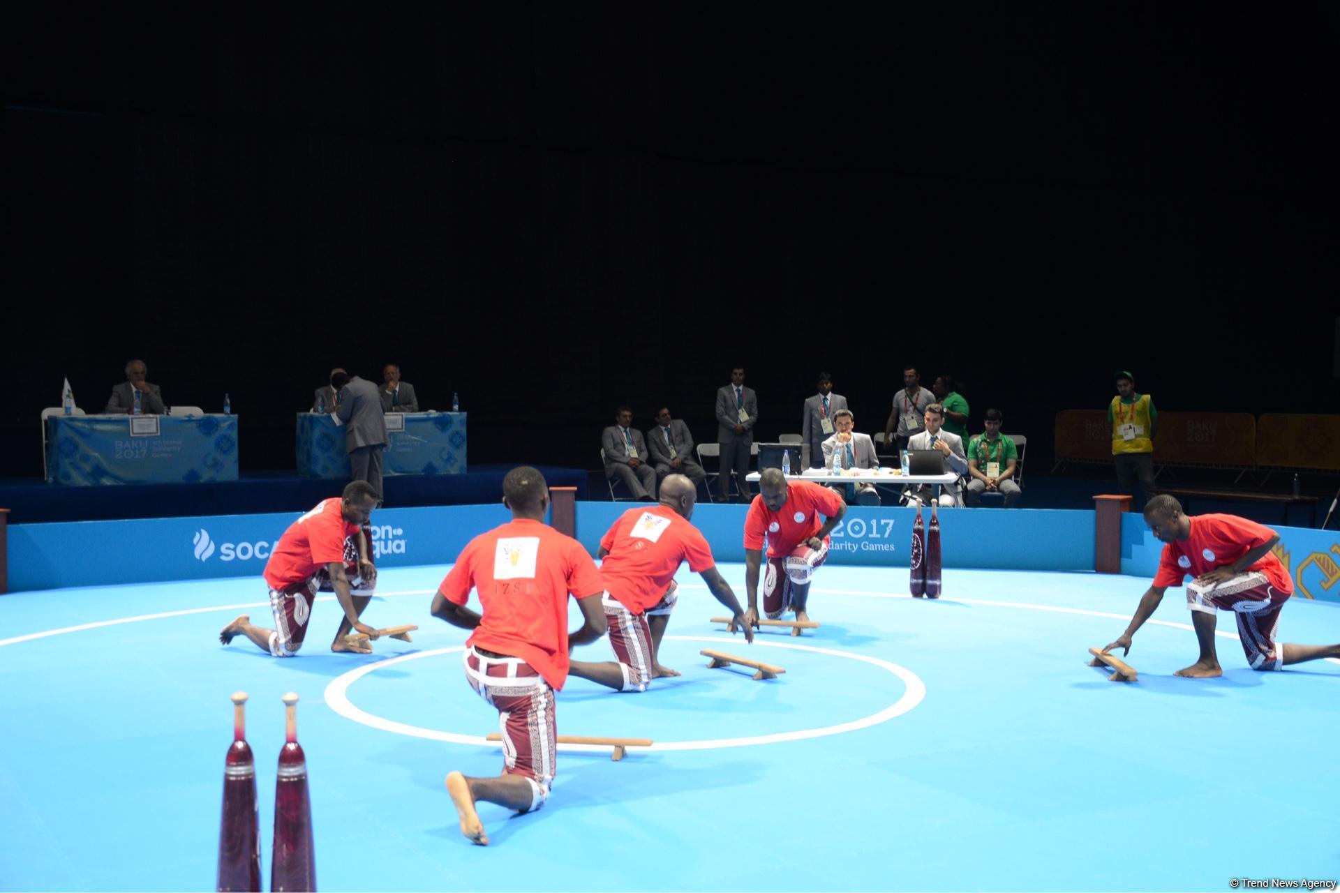 На Исламиаде в Баку стартовали соревнования по зорхане (ФОТОРЕПОРТАЖ)