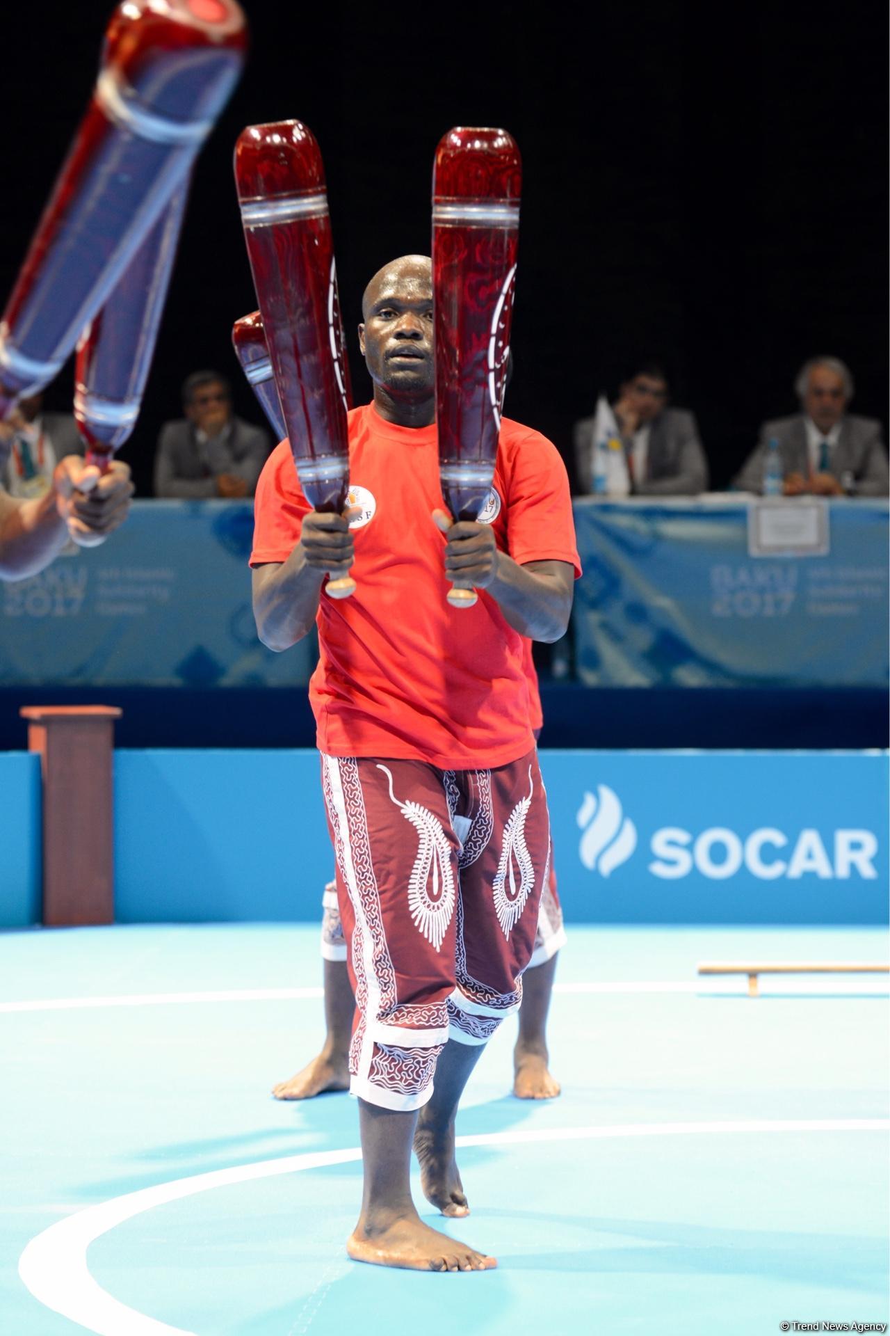 На Исламиаде в Баку стартовали соревнования по зорхане (ФОТОРЕПОРТАЖ)