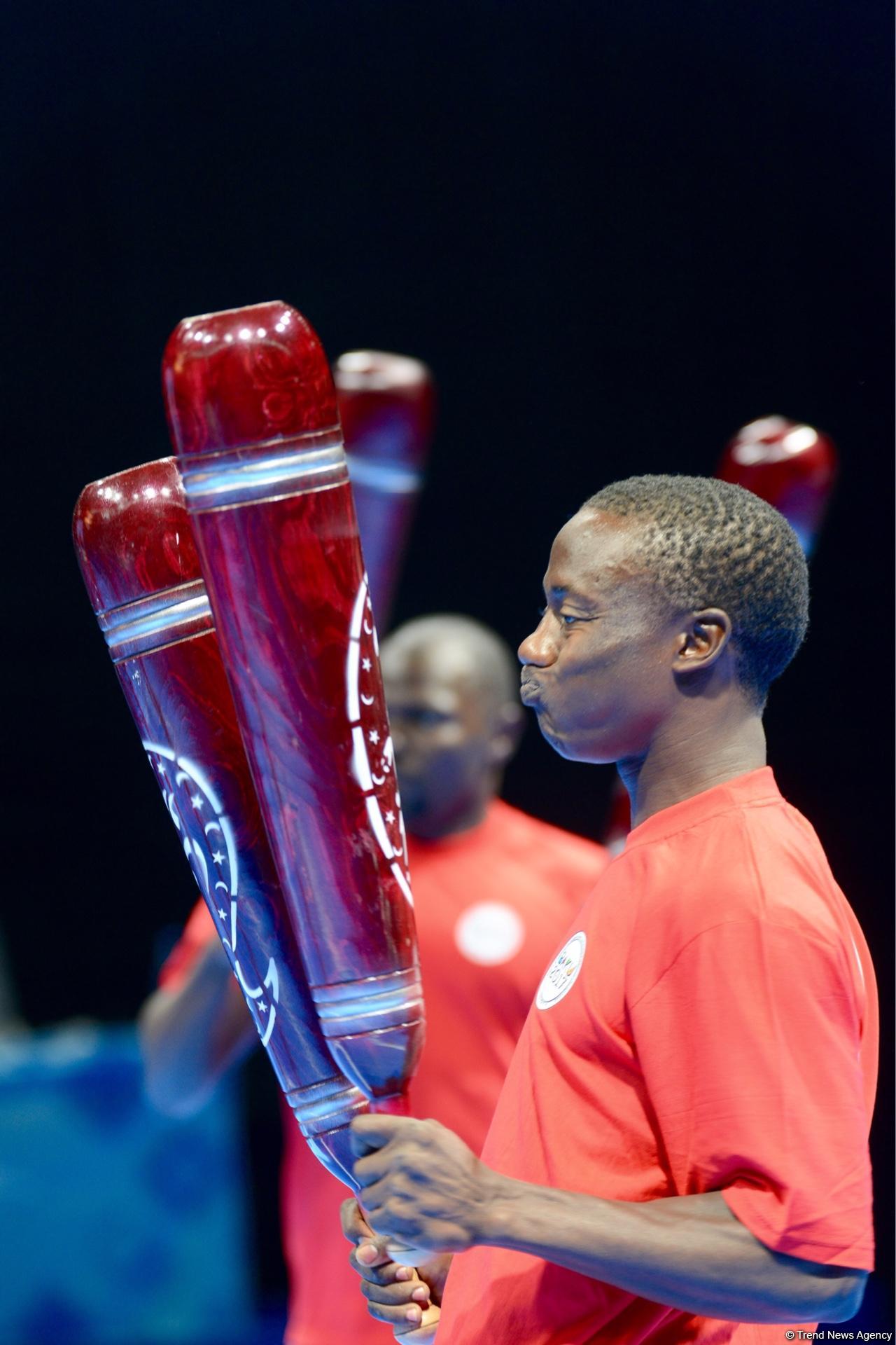 На Исламиаде в Баку стартовали соревнования по зорхане (ФОТОРЕПОРТАЖ)