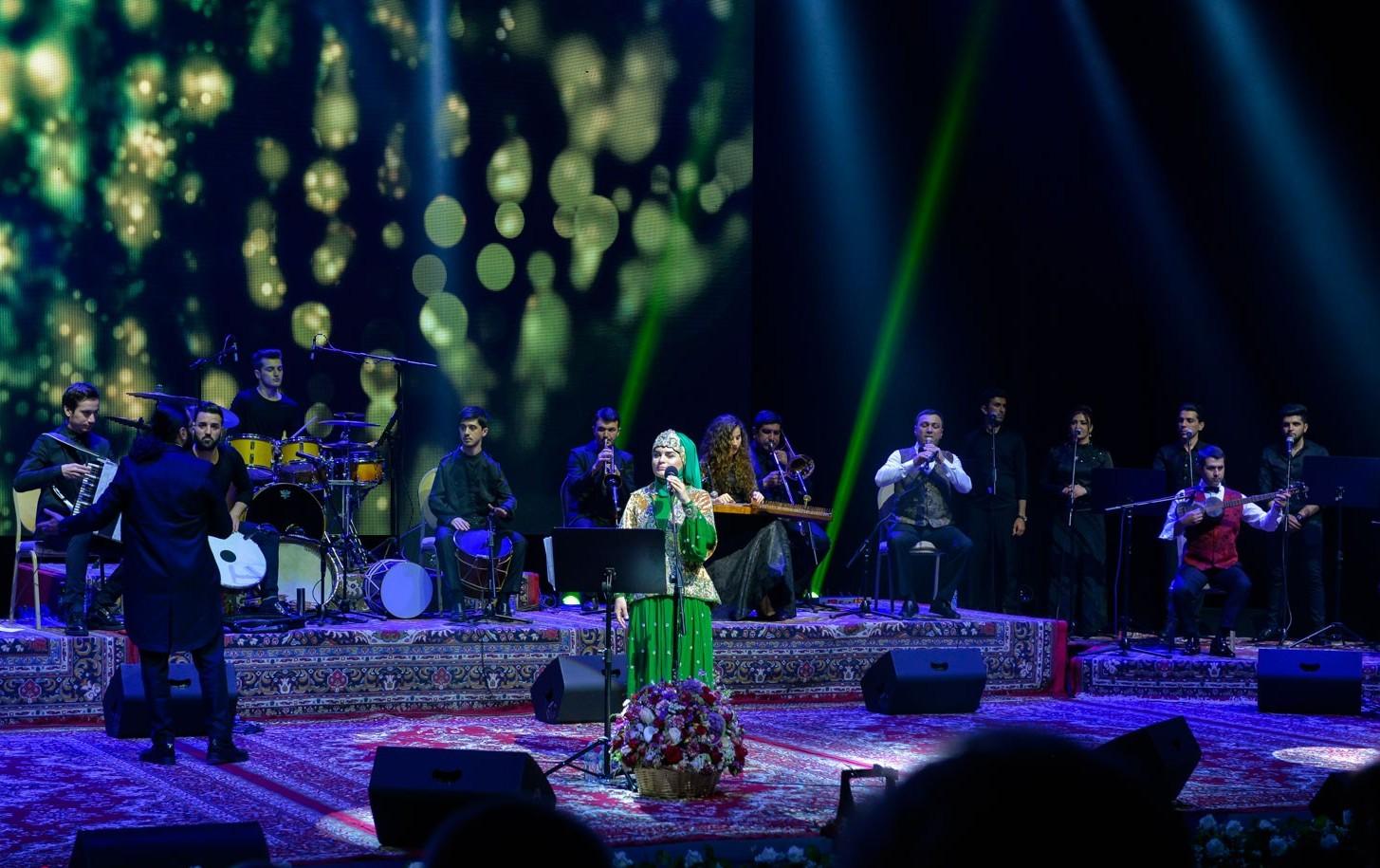 Дочь Алима Гасымова провела для отца грандиозный юбилей – восторг гостей Исламиады  (ФОТО)