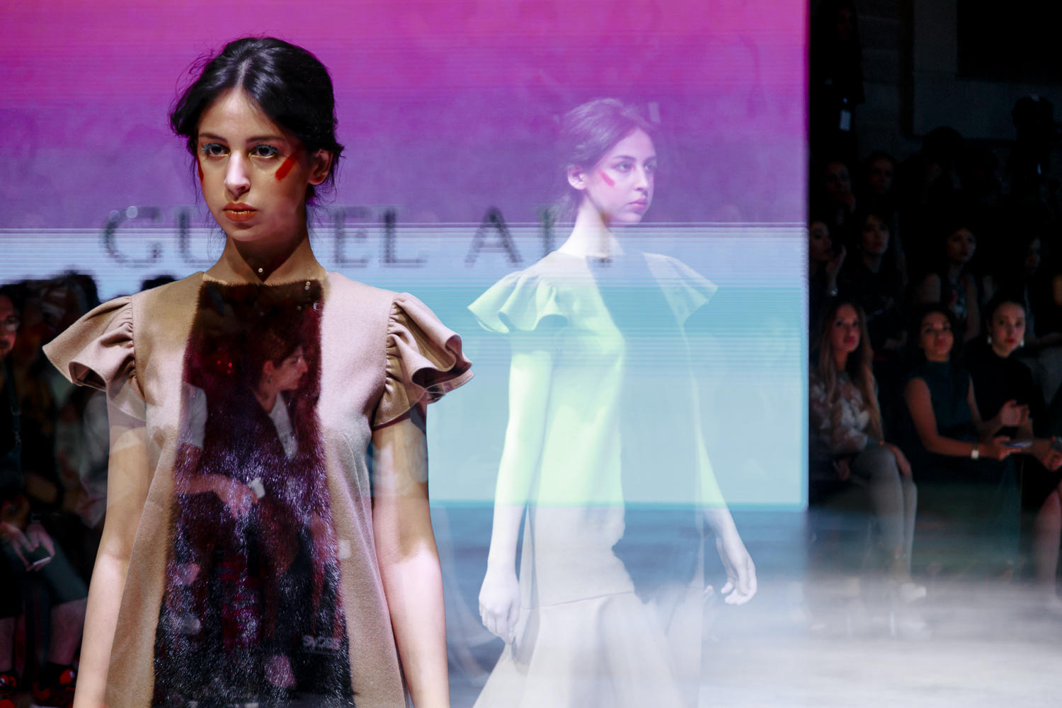 Индивидуальность и оригинальность Azerbaijan Fashion Week: день второй (ФОТО)