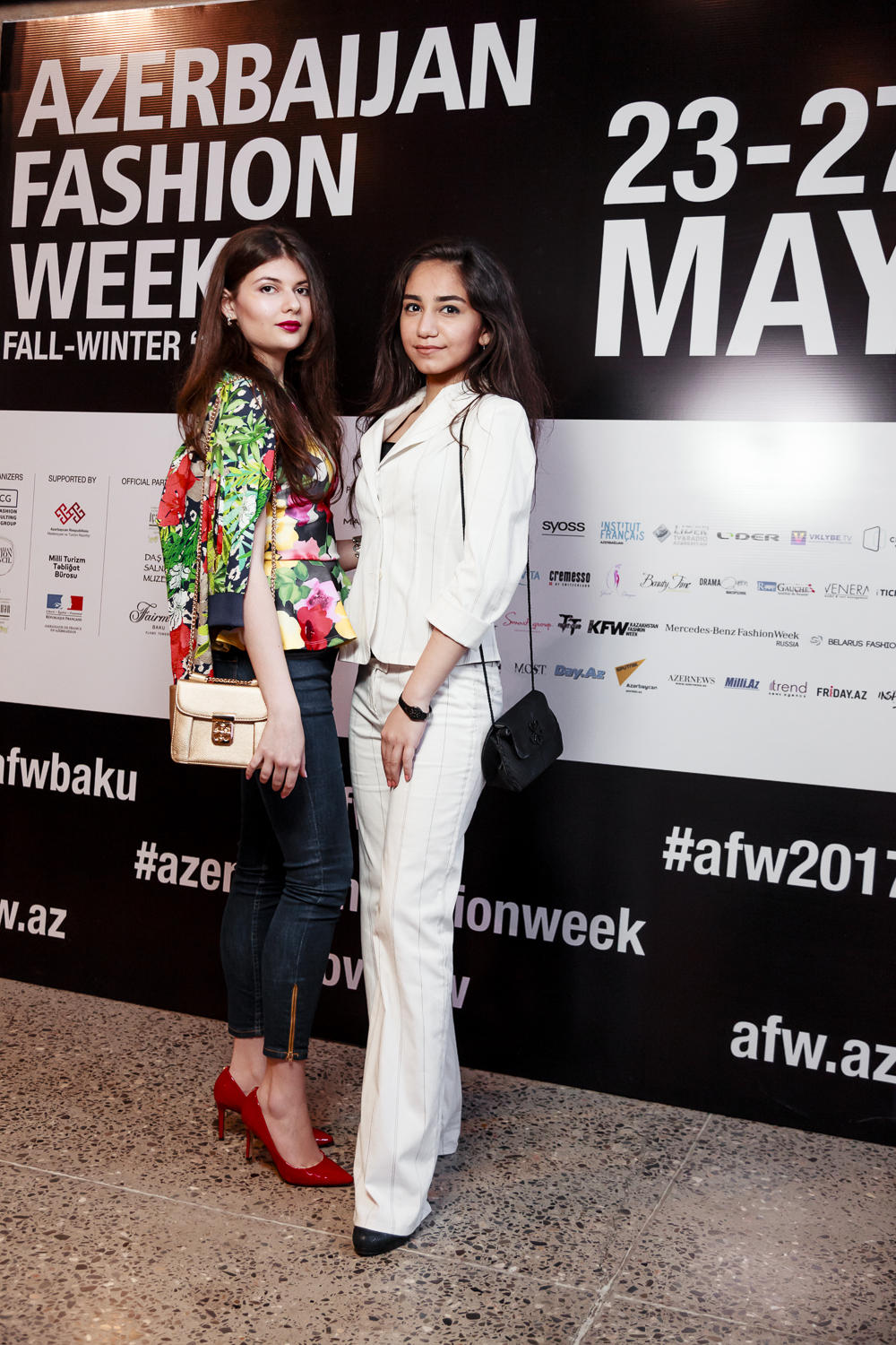 Индивидуальность и оригинальность Azerbaijan Fashion Week: день второй (ФОТО)