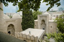 Индивидуальность и оригинальность Azerbaijan Fashion Week: день второй (ФОТО)