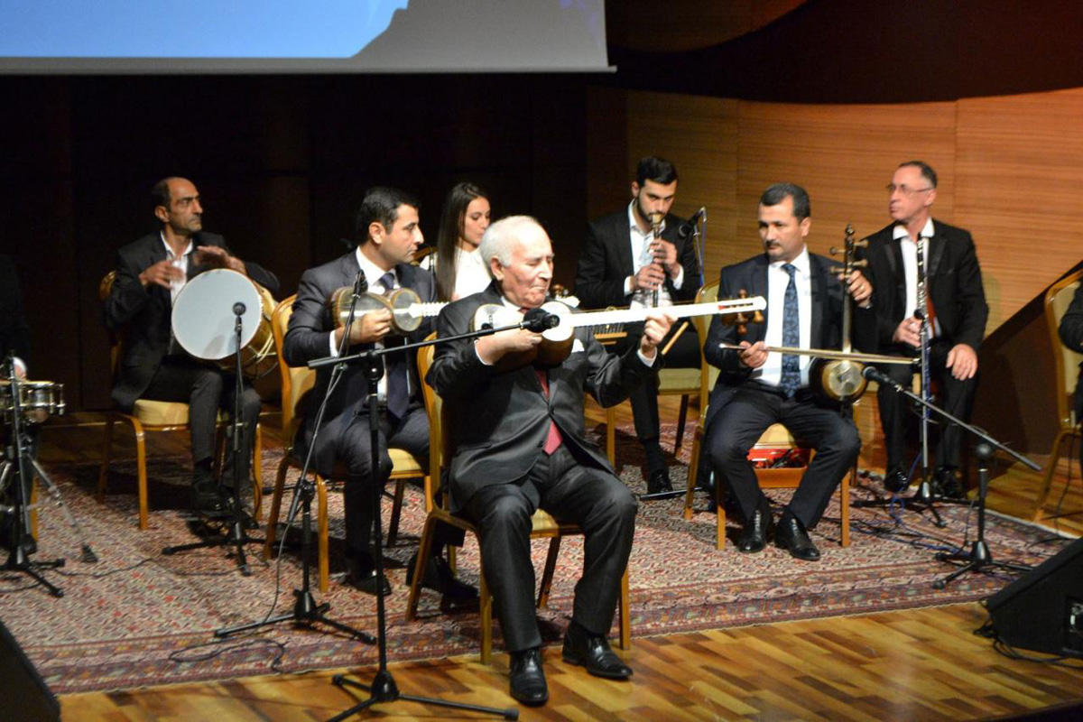 Алиага Гулиев: Мастер тара, или Рожденный 9 мая командир роты связи (ФОТО)