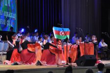 Cтупеньки к славе начинаются с "Pillə" – праздничный вечер в Баку (ФОТО)