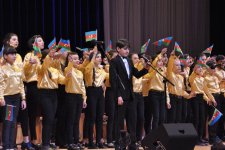 Cтупеньки к славе начинаются с "Pillə" – праздничный вечер в Баку (ФОТО)