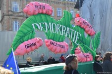 Вот таким увидел Дюссельдорф азербайджанский путешественник (ФОТО)