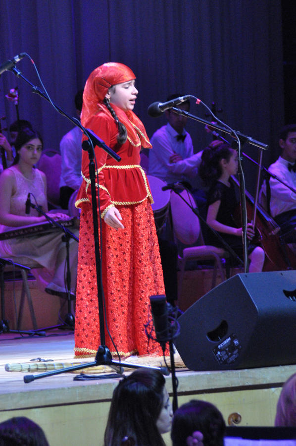 Cтупеньки к славе начинаются с "Pillə" – праздничный вечер в Баку (ФОТО)