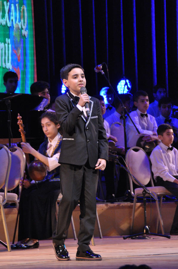 Cтупеньки к славе начинаются с "Pillə" – праздничный вечер в Баку (ФОТО)