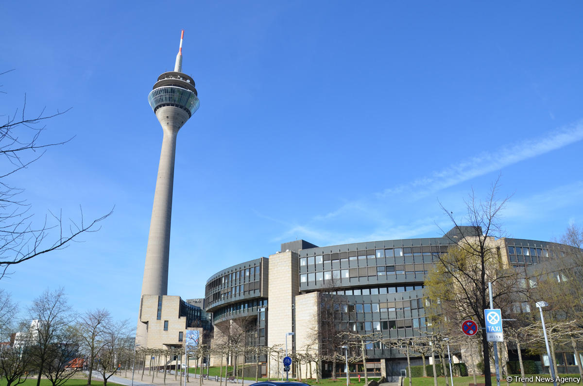 Вот таким увидел Дюссельдорф азербайджанский путешественник (ФОТО)