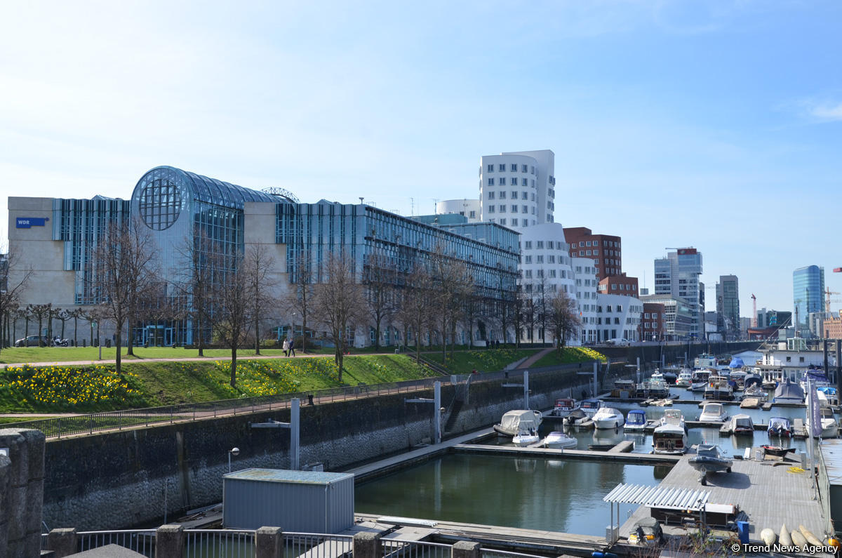 Вот таким увидел Дюссельдорф азербайджанский путешественник (ФОТО)