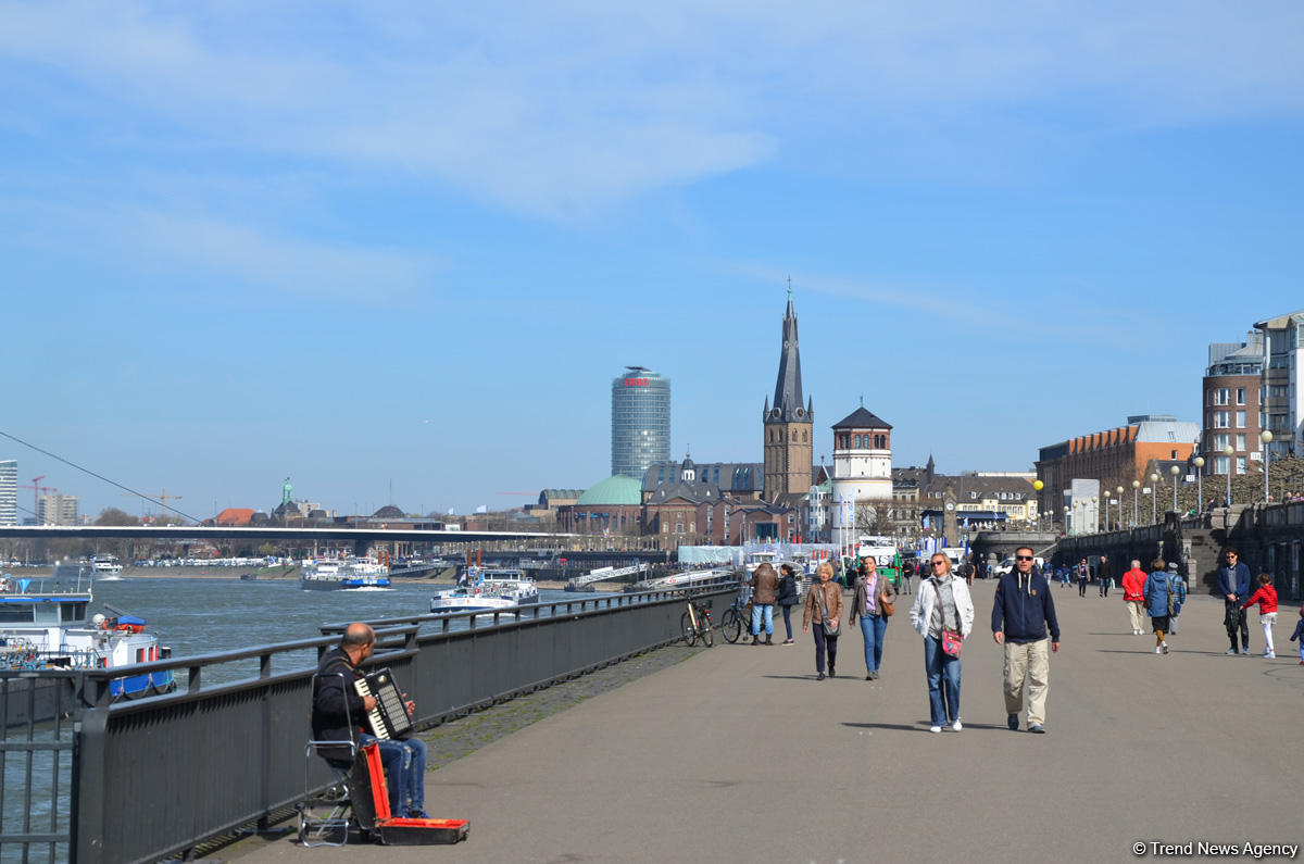 Вот таким увидел Дюссельдорф азербайджанский путешественник (ФОТО)