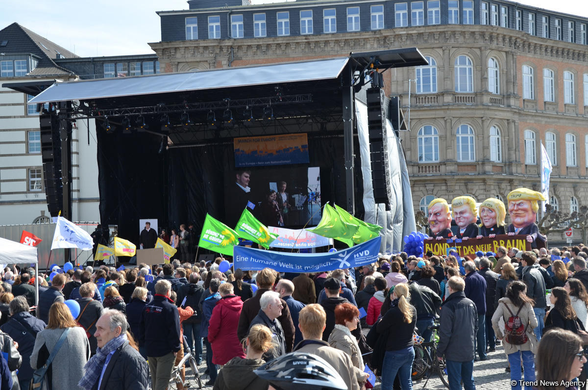 Вот таким увидел Дюссельдорф азербайджанский путешественник (ФОТО)