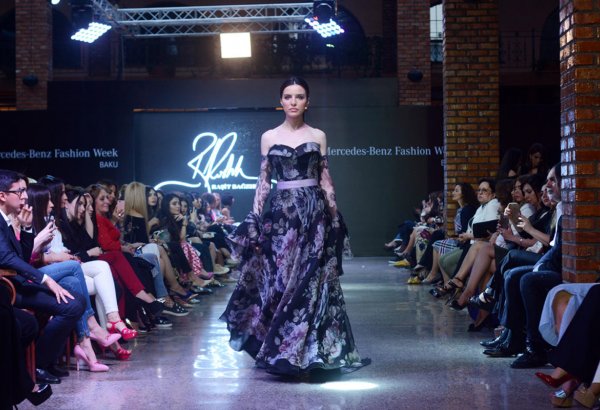 Ретро-очарование Mercedes Benz Fashion Week в Баку (ФОТО)