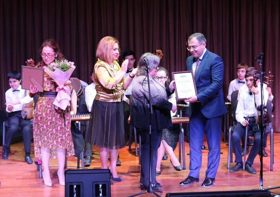 11 ведущих педагогов бакинской школы (ФОТО)