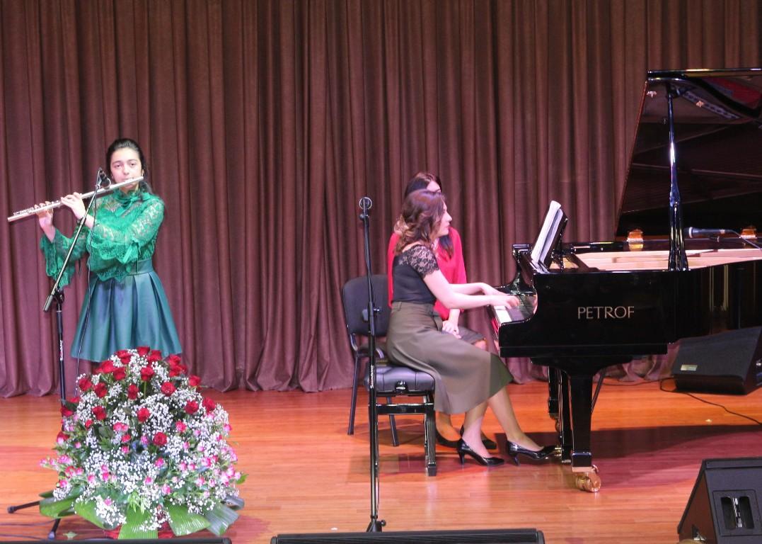 11 ведущих педагогов бакинской школы (ФОТО)