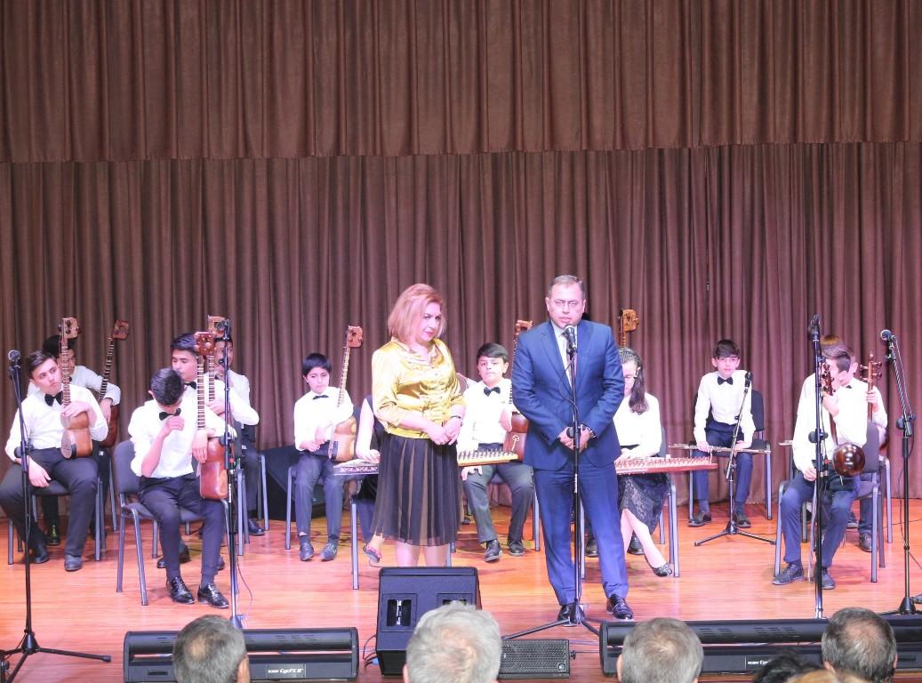 11 ведущих педагогов бакинской школы (ФОТО)