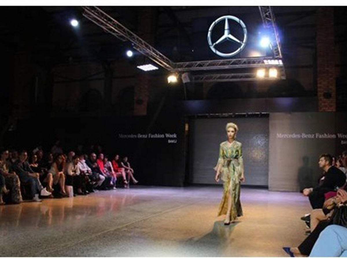 Восточный шик Mercedes-Benz в Баку (ФОТО)