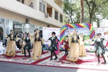 Праздник в бакинской библиотеке (ФОТО)