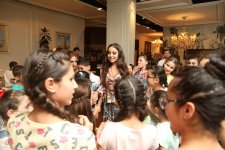 Вице-президент Фонда Гейдара Алиева Лейла Алиева встретилась с воспитанниками бакинского детского дома номер 2 (ФОТО)