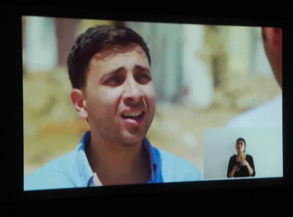 "Oğlan evi" с сурдопереводом  для людей с нарушением слуха (ФОТО)