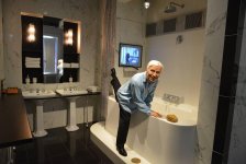 Новый музей Чарли Чаплина в Швейцарии глазами азербайджанца (ФОТО)