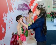 В Гёйчае проходит I Открытое первенство города по художественной гимнастике (ФОТО)