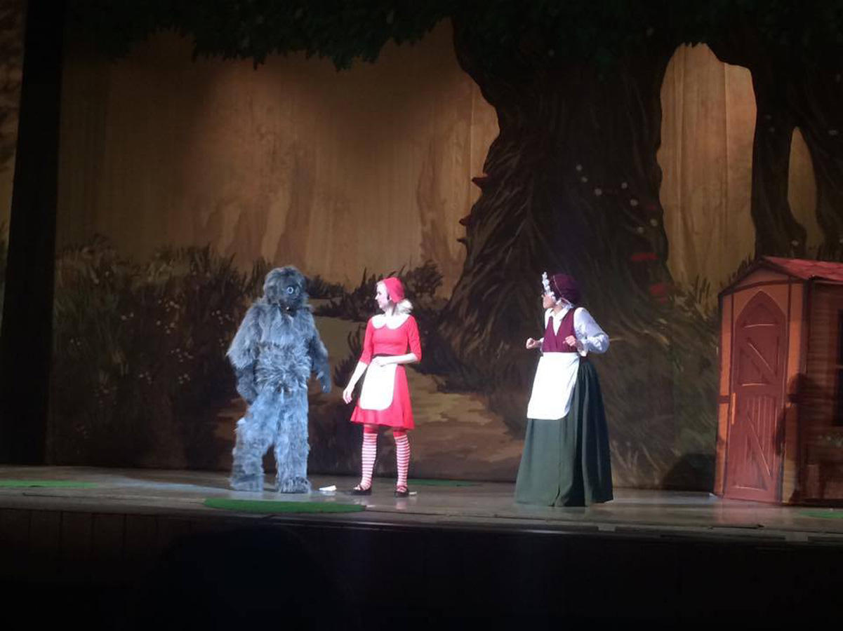 Мирослава Карпович привезла в Баку пирожки от бабушки (ФОТО)