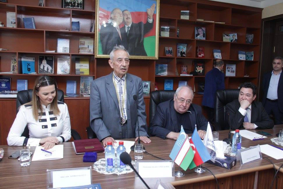 В Баку изучают творчество народного поэта Узбекистана Джамала Камала  (ФОТО)