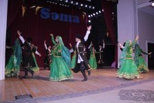 Бакинское небо, украшенное национальными танцами (ФОТО)