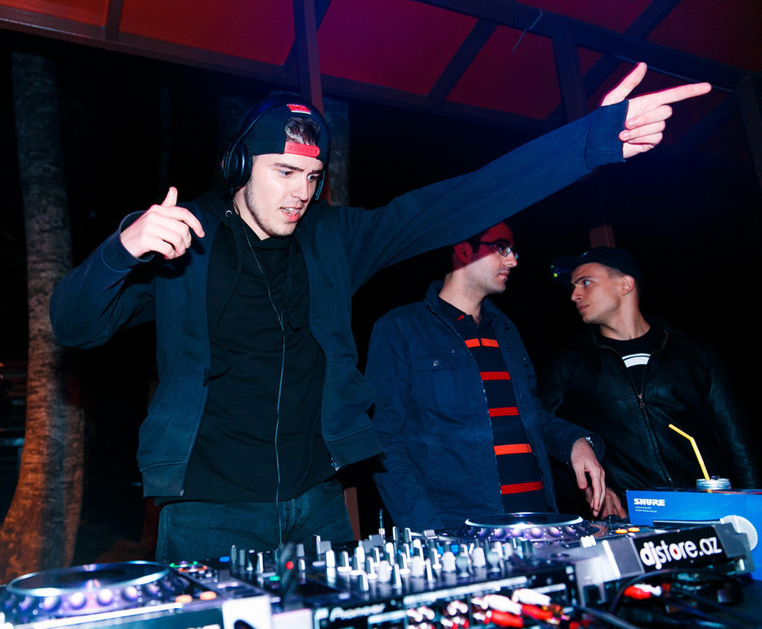 Под звездным небом Пиркули: Энергичная молодежь нарушила покой природы (ФОТО)