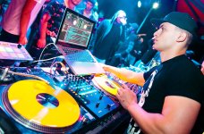 Под звездным небом Пиркули: Энергичная молодежь нарушила покой природы (ФОТО)