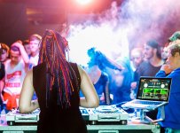 Под звездным небом Пиркули: Энергичная молодежь нарушила покой природы (ФОТО)