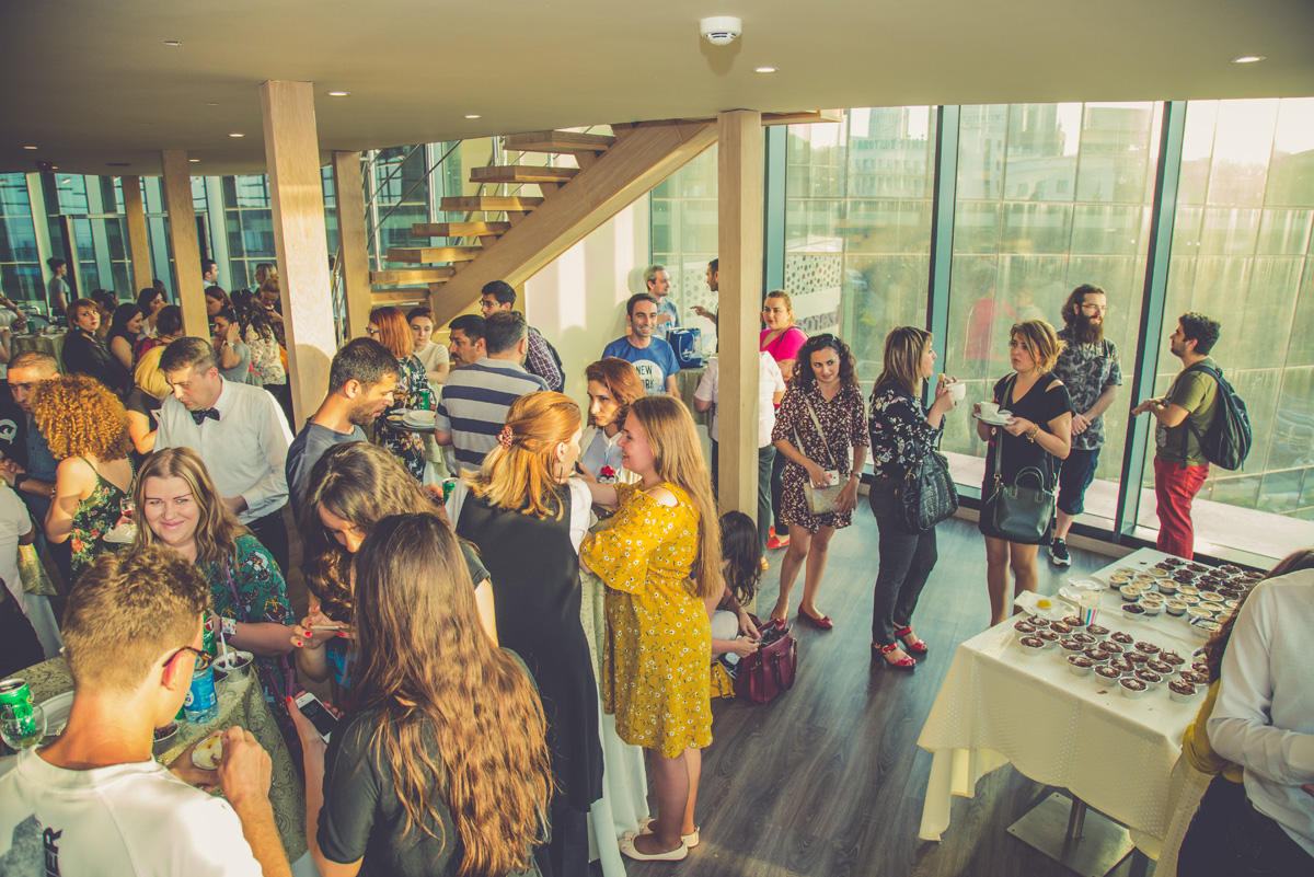 Баку - за день до премьеры: Том Круз против дочери фараона (ФОТО)