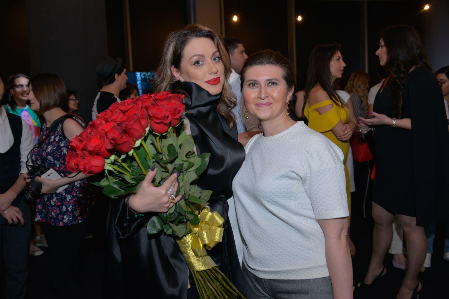 Ройа Айхан и Сабина Гусейн: Влияние азербайджанской культуры и истории на современную моду (ФОТО)