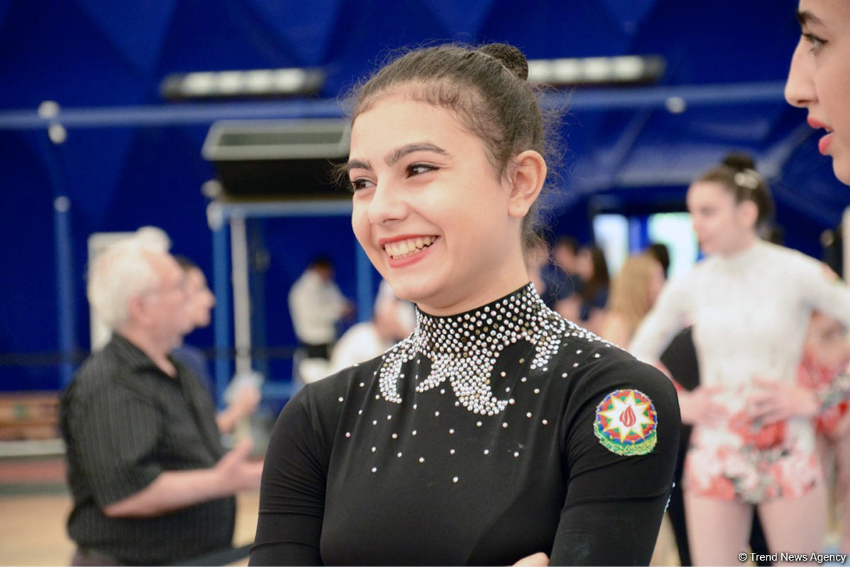 Стартовал второй день соревнований XXIV Чемпионата Баку и Первенства Азербайджана по мужской и женской спортивной гимнастике (ФОТО)