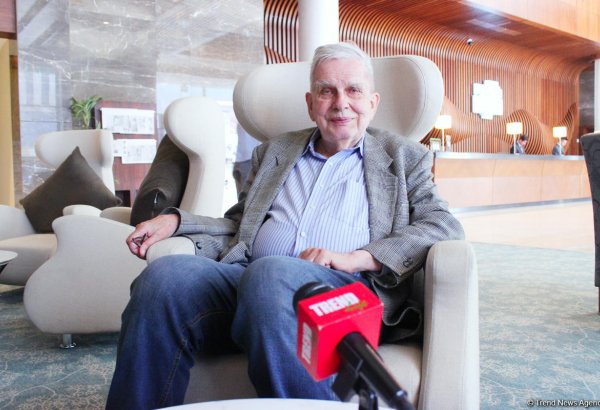 Баку посетил один из самых известных литовцев мира Томас Венцлова – интервью (ЭКСЛЮЗИВ, ФОТО)