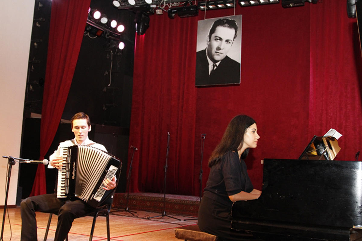 Дети вспоминают Рашида Бейбутова (ФОТО)